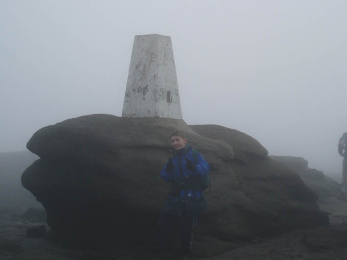 Kinder Low trig point