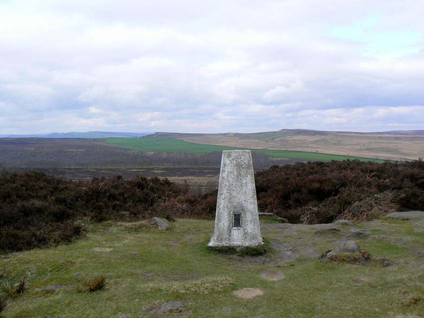 Birchen Edge trig with Curabr and  White Edges behind.