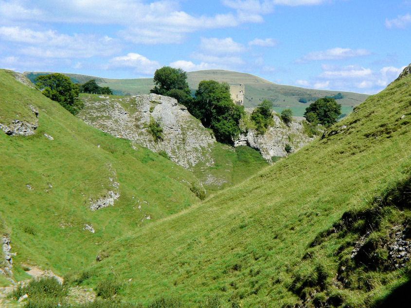 Peveril Castle & Lose Hill