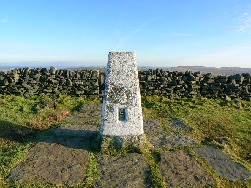 Shining Tor trig