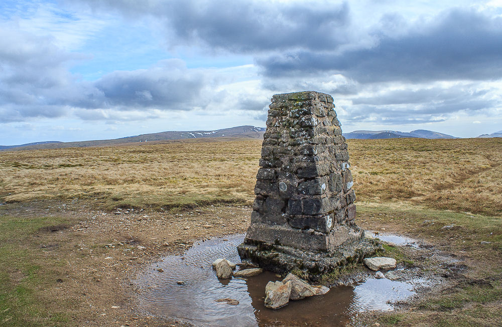 Loadpot Hill